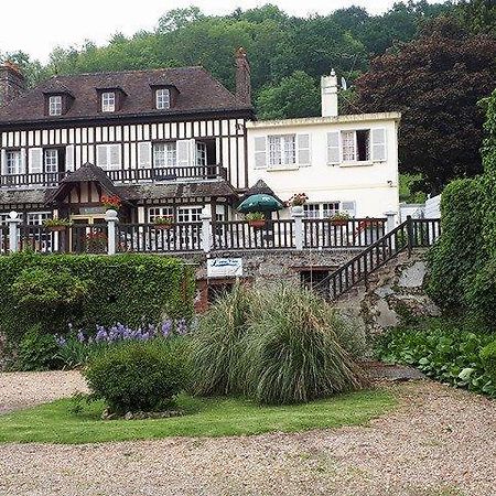 Restaurant & Chambres D'Hotes L'Eau Vive Fatouville-Grestain Экстерьер фото
